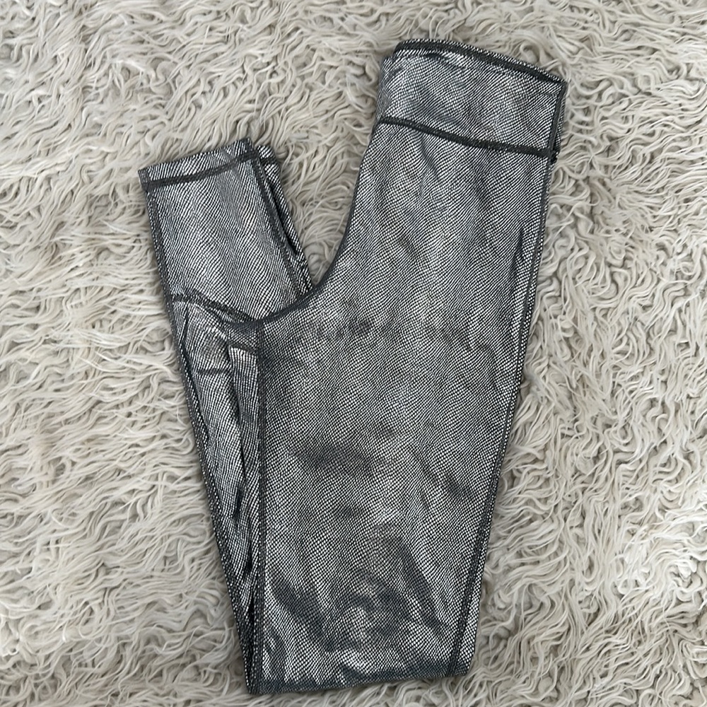 Shiny Off Duty Joe’s Jeans rhythm leggings